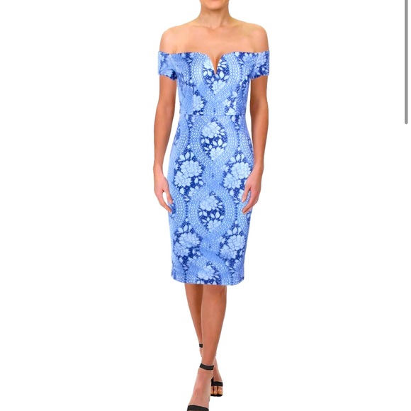 Guess Off the Shoulder Dress 🔥 - Picture 1 of 6